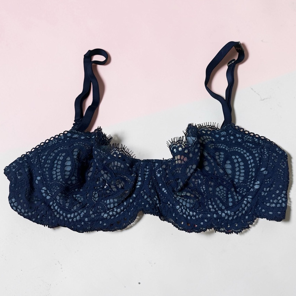 NWT Victoria's Secret Blue Floral Lace Unlined Balconette Bra 34B
